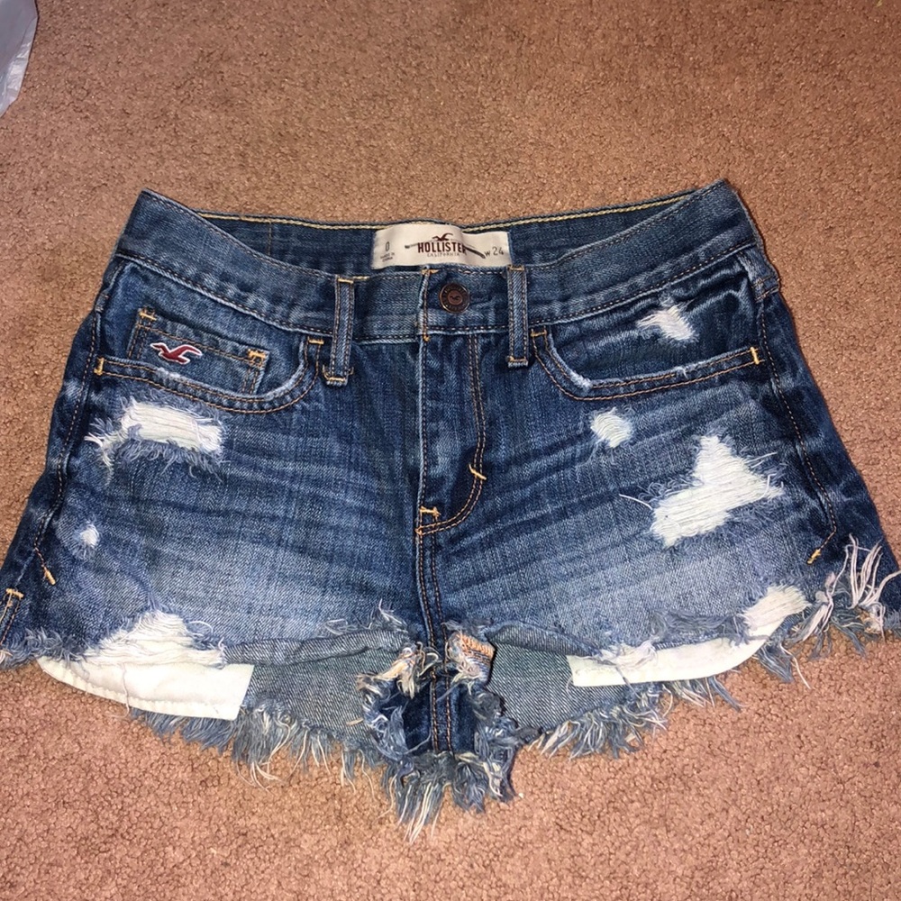 High waisted Hollister shorts